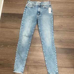 Super High-Rise Jeggings🔥